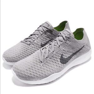 Wmns Nike Free TR Flyknit 2, Size 8